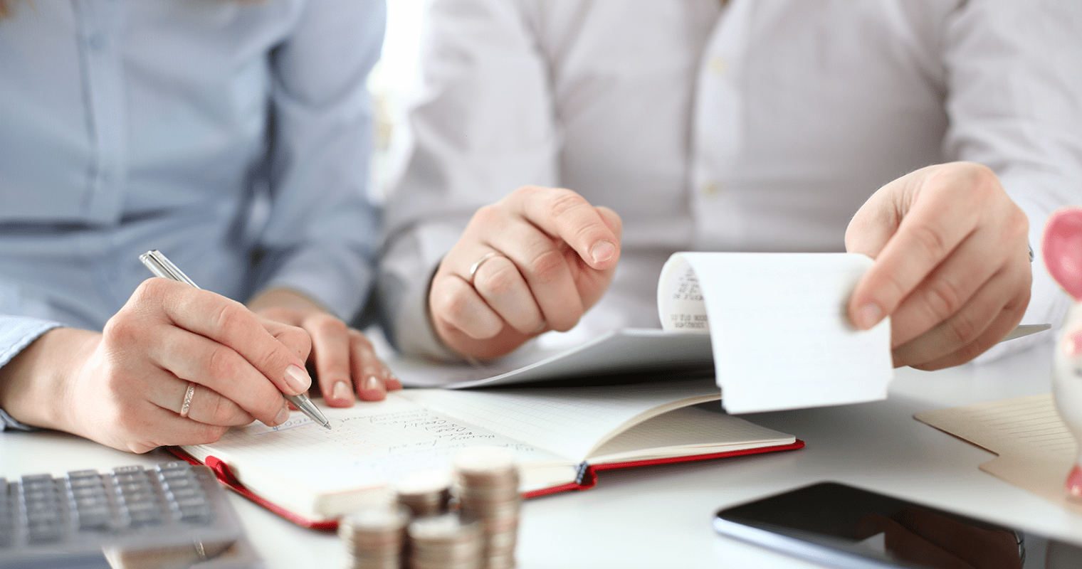 Tracking and Claiming Tax Deductible Business Expenses in Canada Ownr